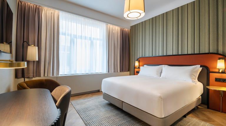 Doubletree By Hilton Brussels City Hotel Екстериор снимка